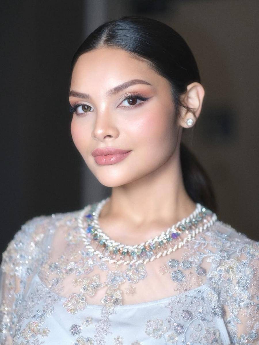 Ide hairdo ala Eka Sari Wahyuni