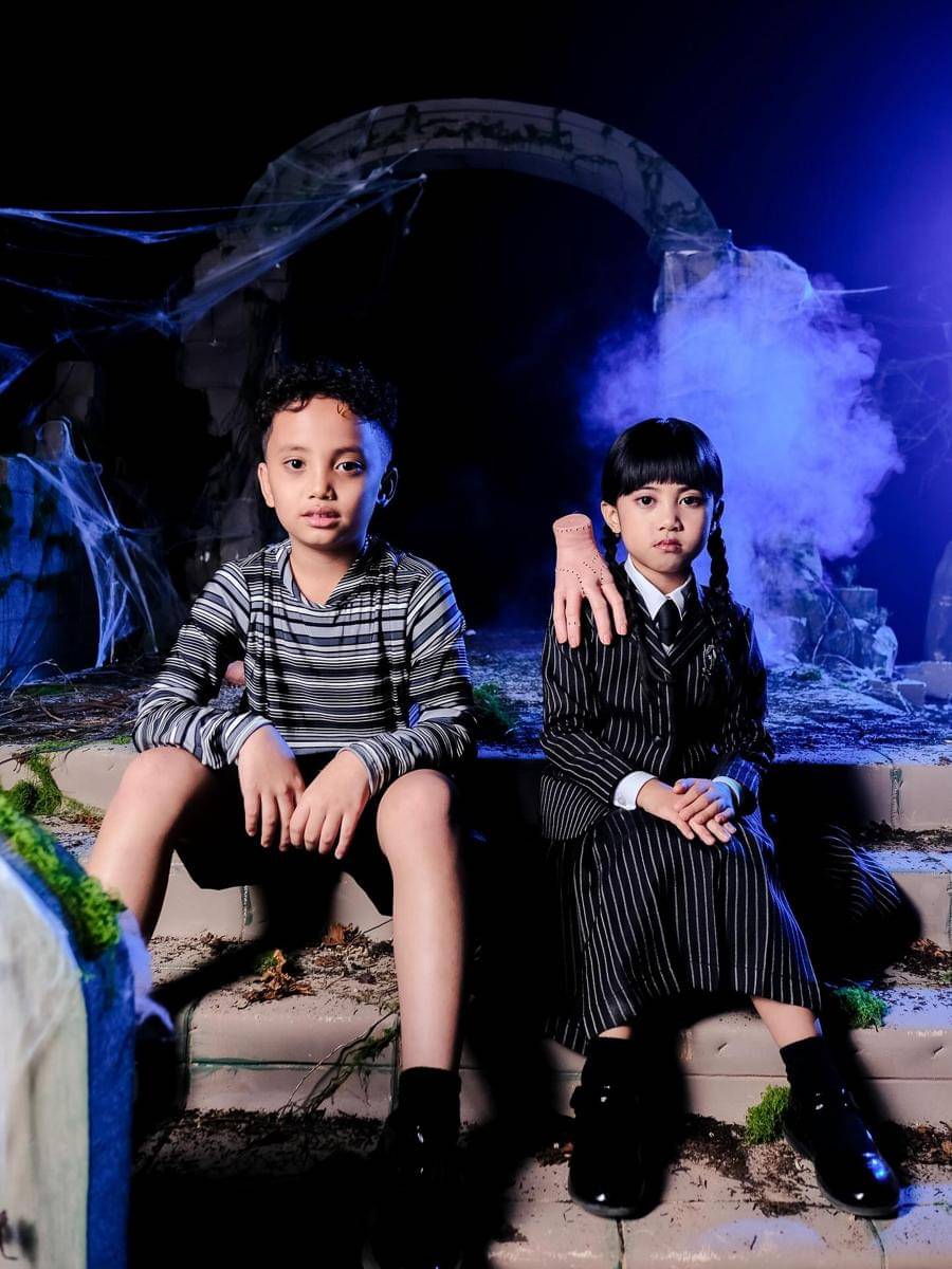 pemotretan Halloween keluarga Rachel Vennya