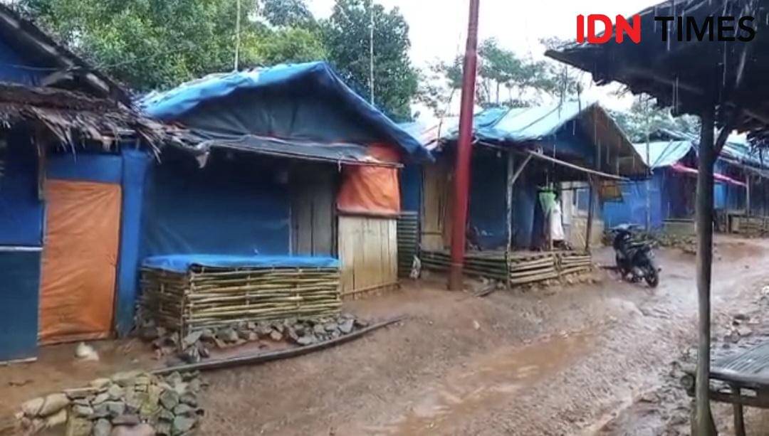 Kondisi Huntara korban banjir Lebak