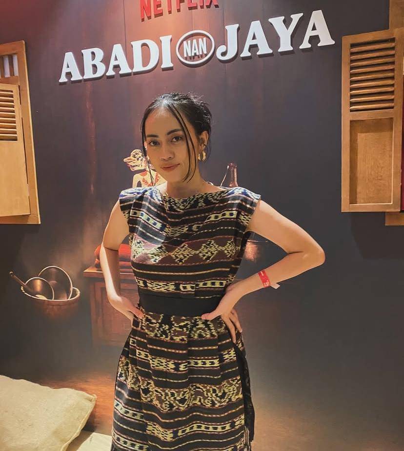 potret Gendhis Maharany, “Zombie ngesot” di Abadi Nan Jaya