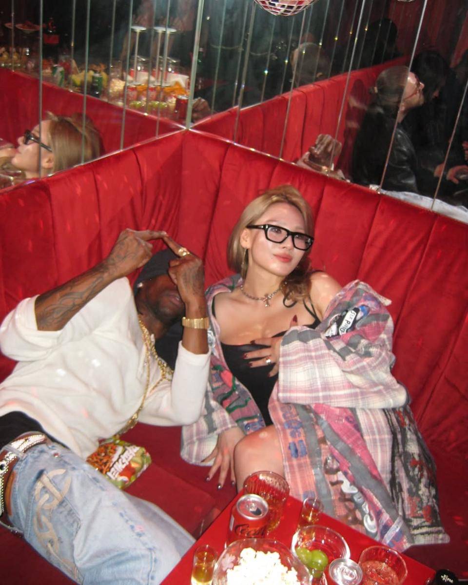 potret artis di after party konser Travis Scott di Seoul (instagram.com/gvasalia)