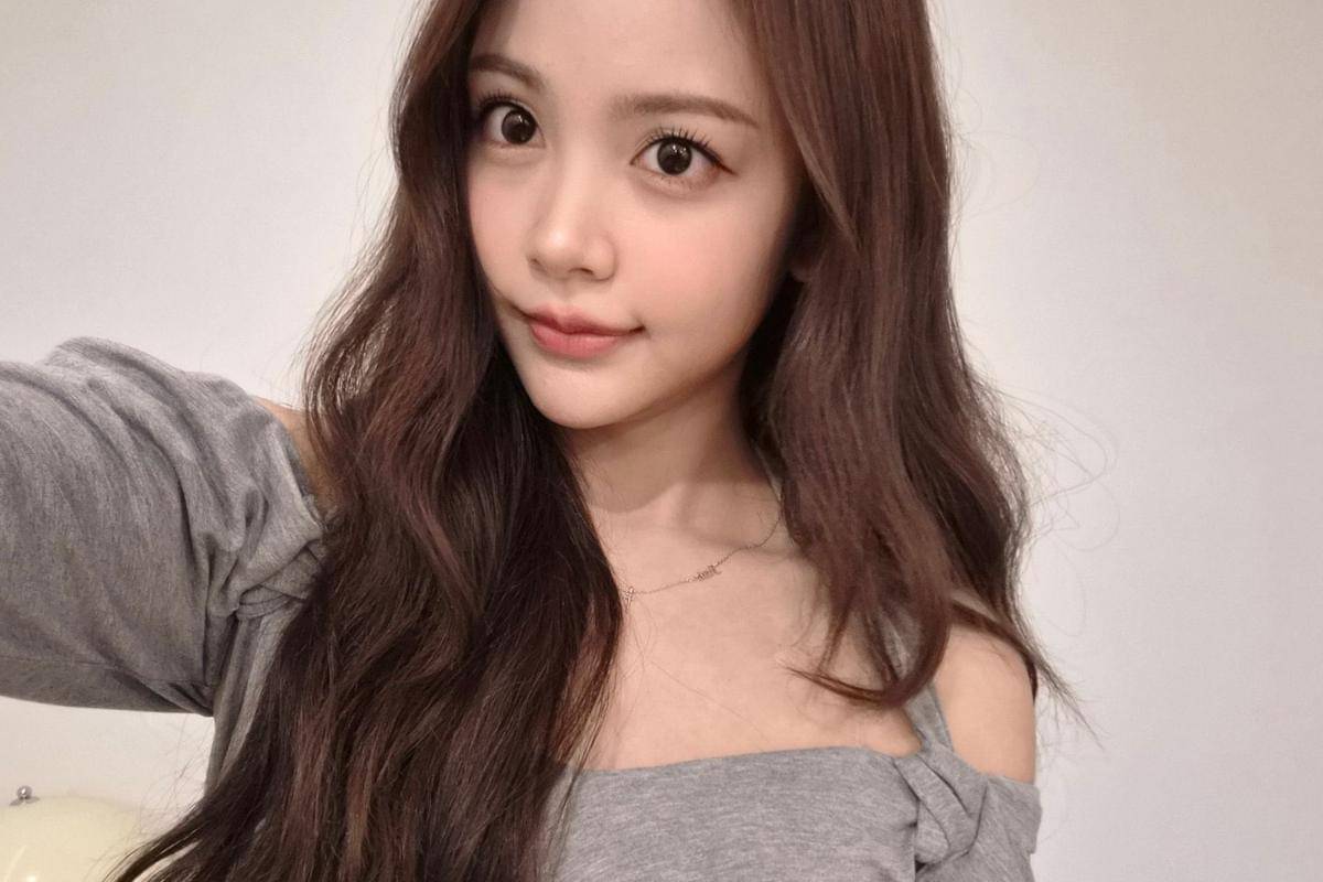 Carmen Hearts2Hearts (dok. Weverse/Hearts2Hearts)