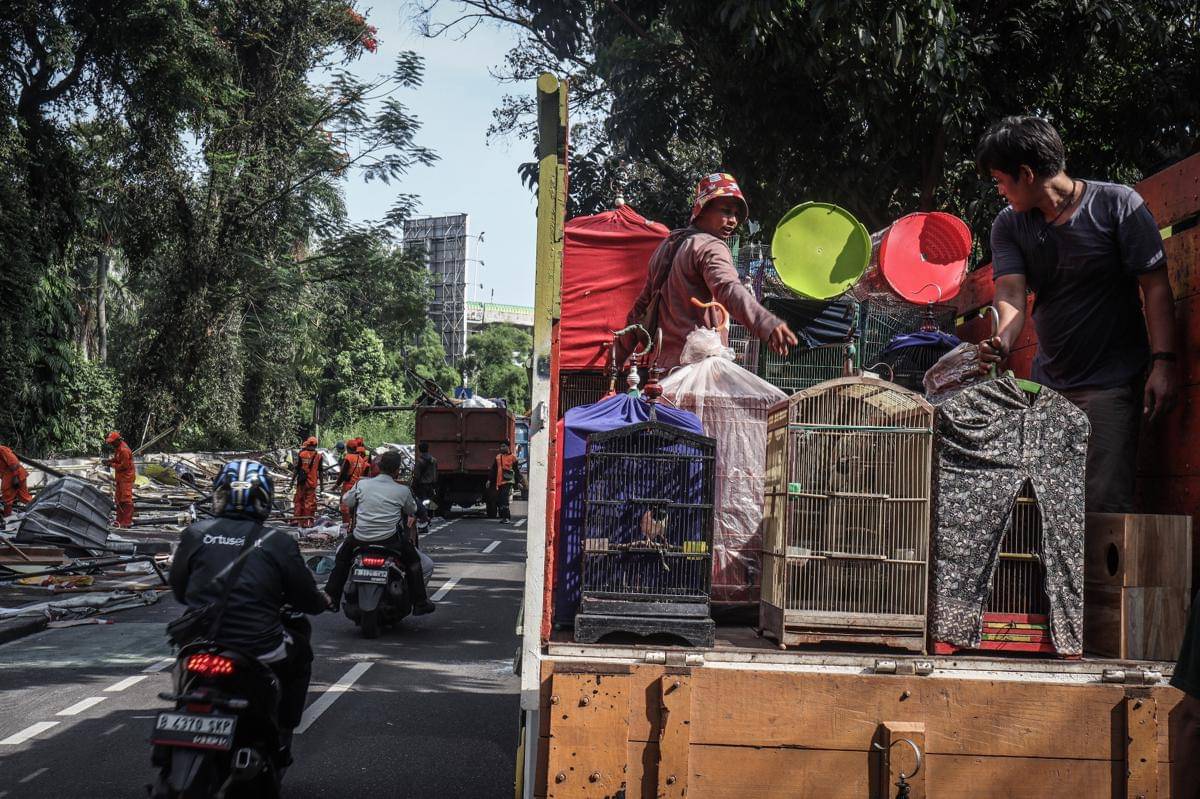 antarafoto-pemprov-dki-jakarta-relokasi-pedagang-di-pasar-barito-1761546829.jpg