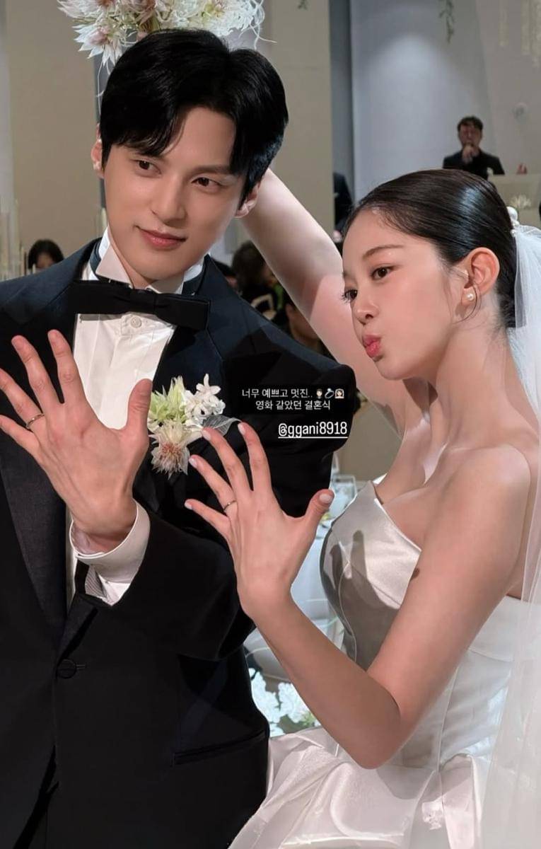 potret pernikahan Kim Ga Eun