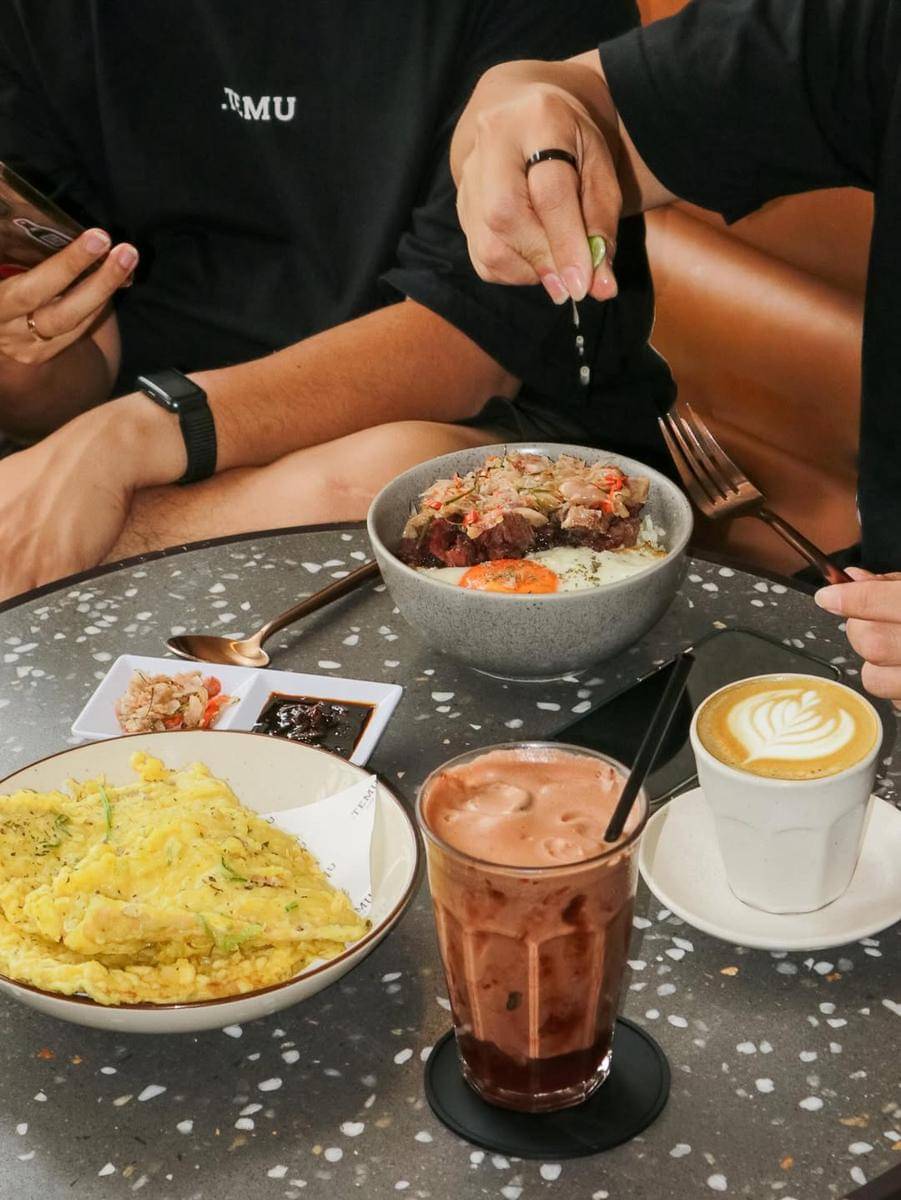 Potret main course Titik Temu