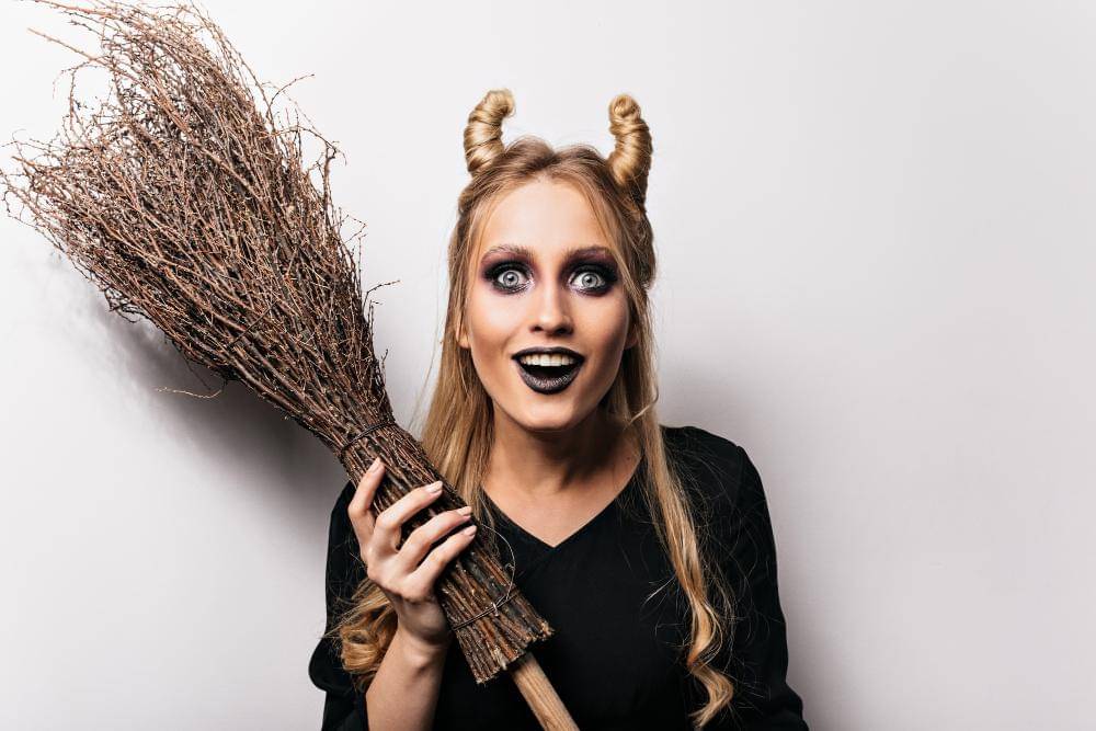 Gaya rambut Halloween