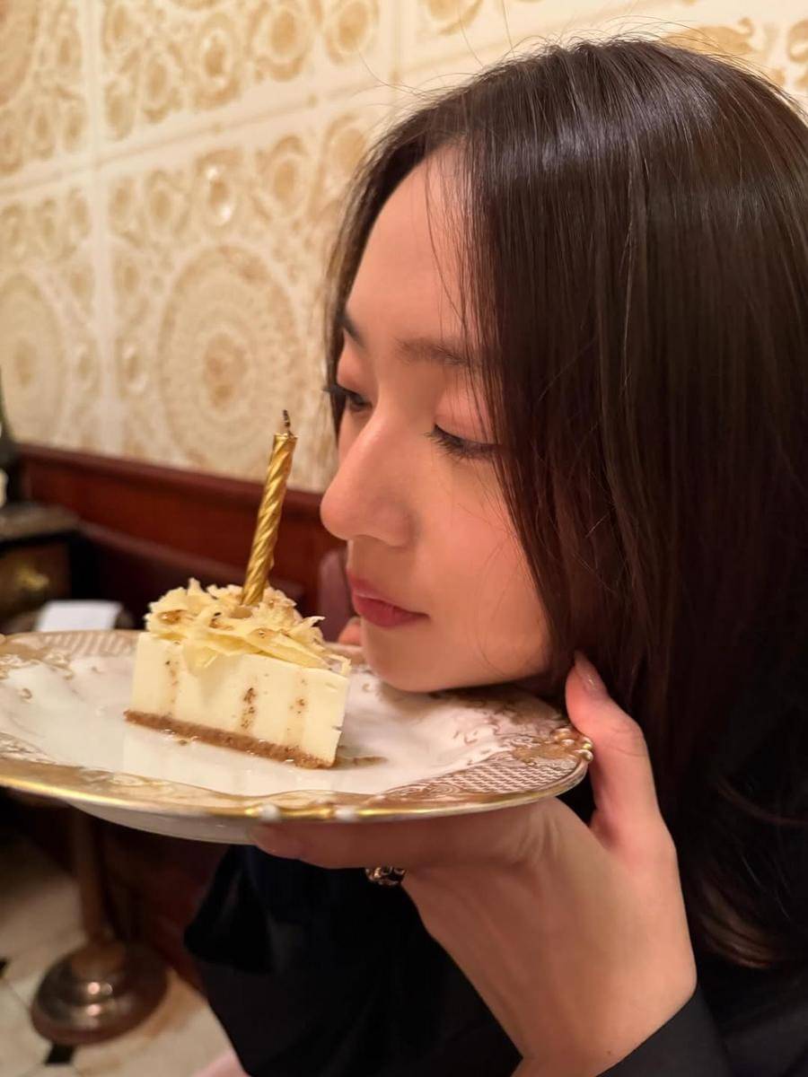 potret ulang tahun Krystal Jung