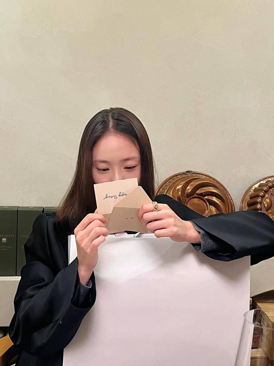 potret ulang tahun Krystal Jung