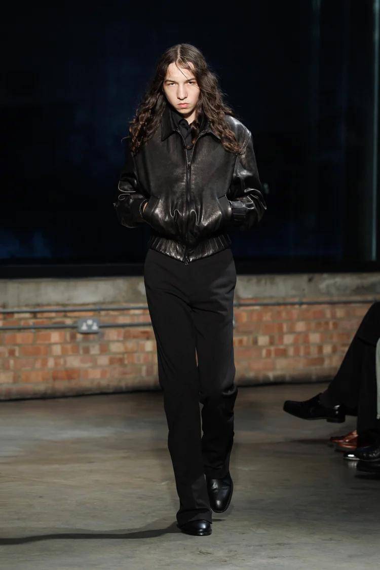 Aaron Esh S/S '26 di London Fashion Week