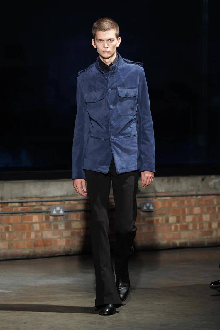 Aaron Esh S/S '26 di London Fashion Week