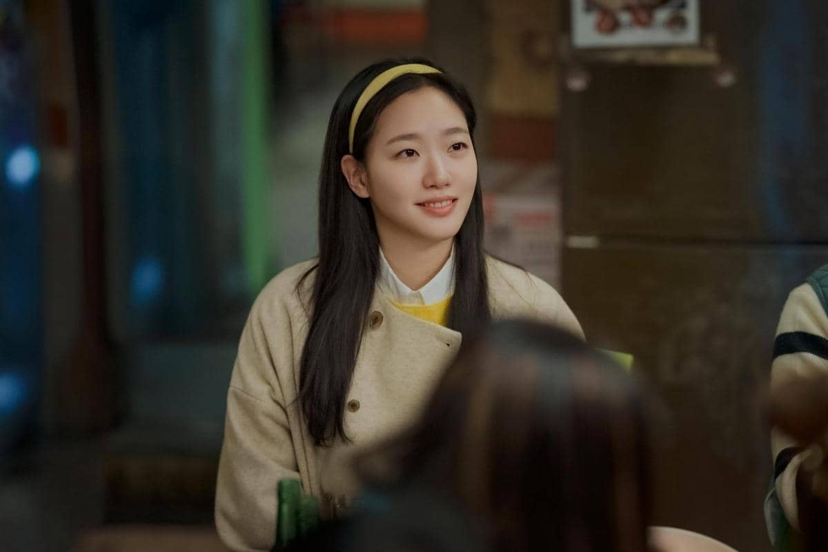 Kim Go Eun di drama Korea You and Everything Else 