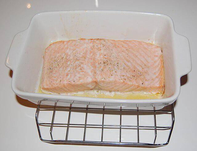 ilustrasi panggang salmon