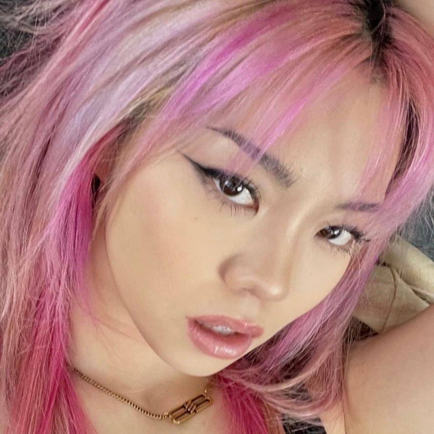 Inspirasi makeup ala Bailey Sok