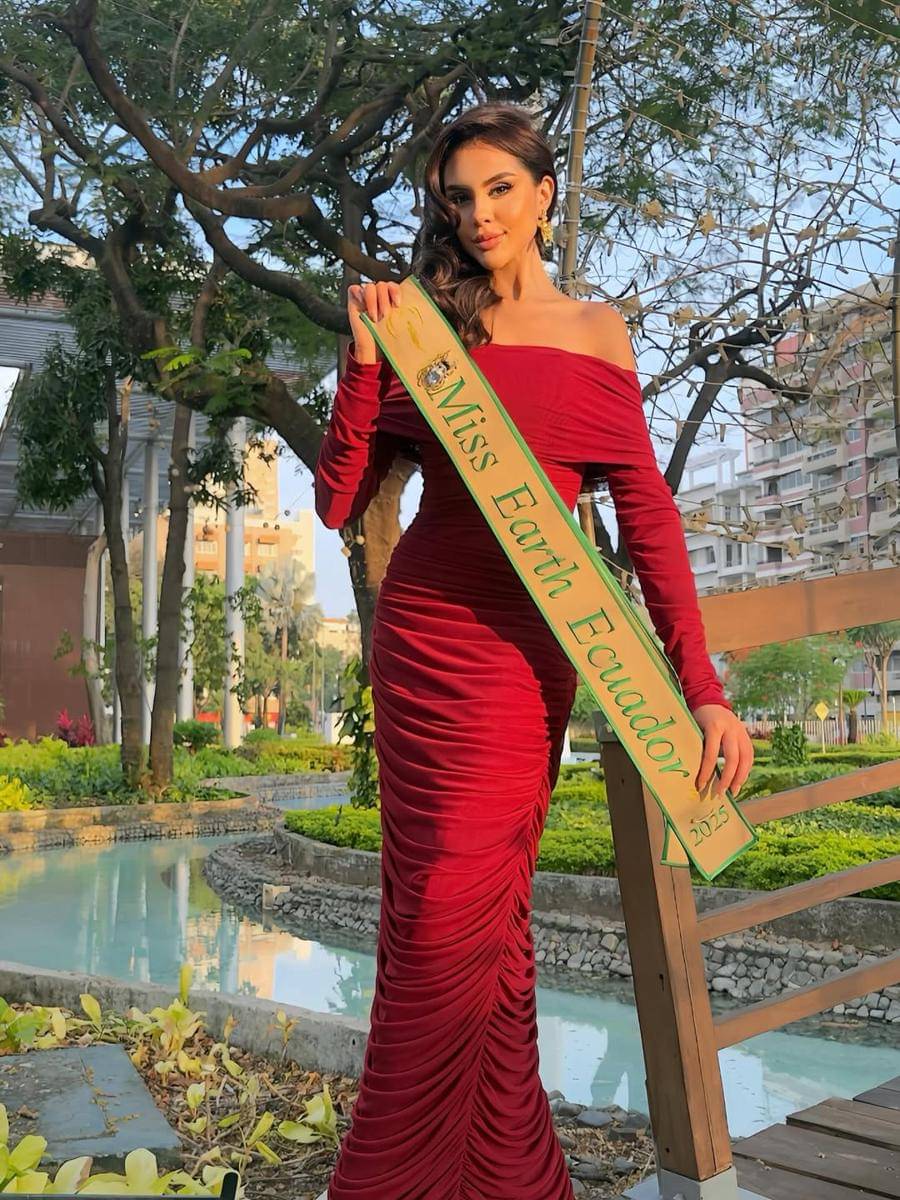 potret Smirnova Peñafiel, Miss Earth Ekuador 2025