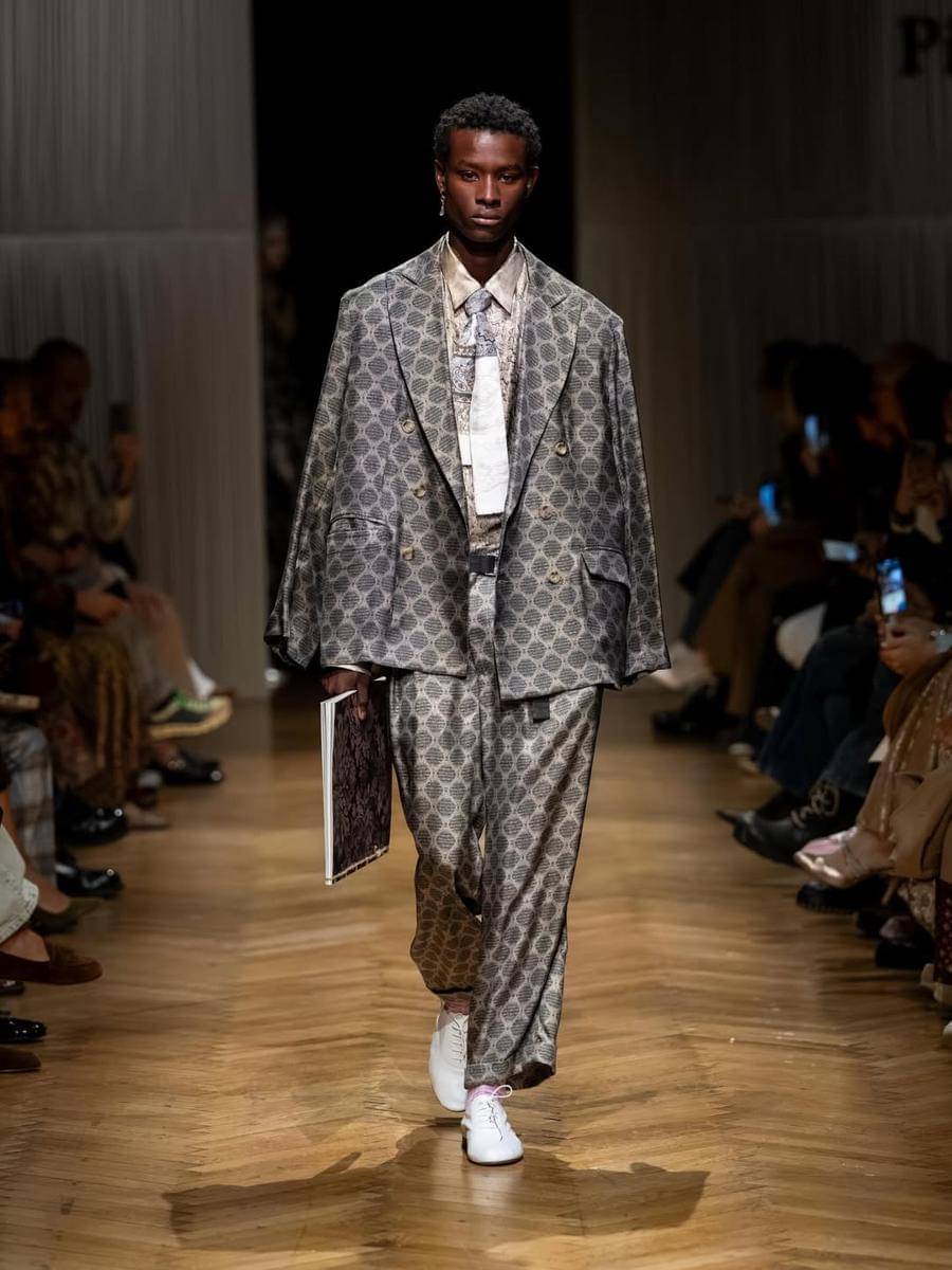 Koleksi Pierre-Louis Mascia S/S '26 di Milan Fashion Week