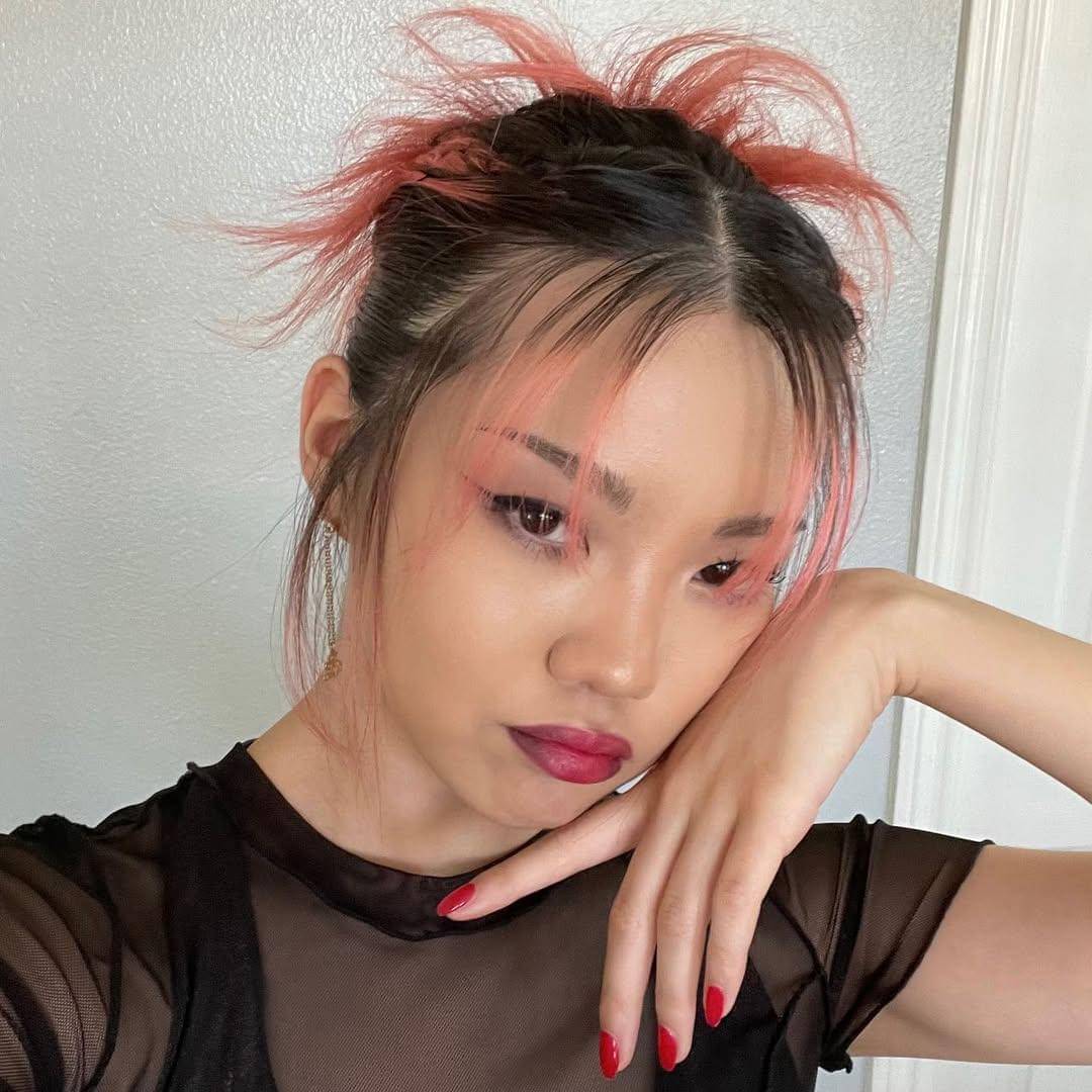 Inspirasi makeup ala Bailey Sok