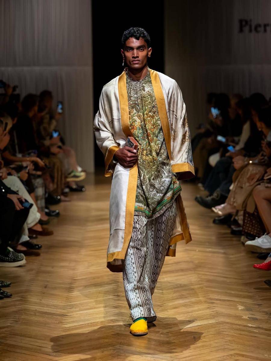 Koleksi Pierre-Louis Mascia S/S '26 di Milan Fashion Week