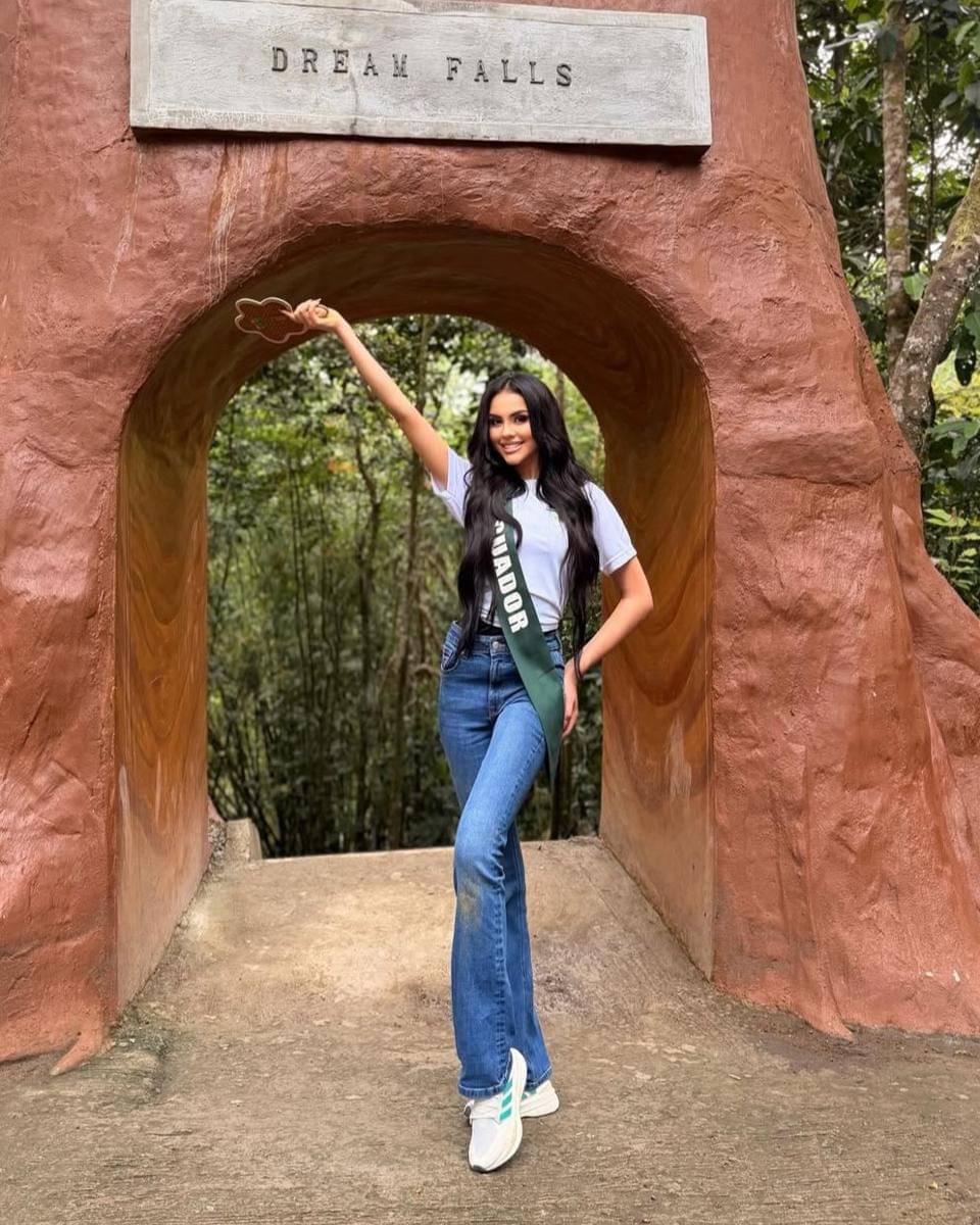 potret Smirnova Peñafiel, Miss Earth Ekuador 2025