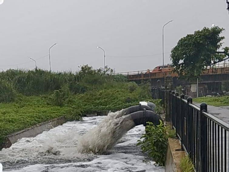 banjir, banjir semarang, drainase, genangan air, pompa air
