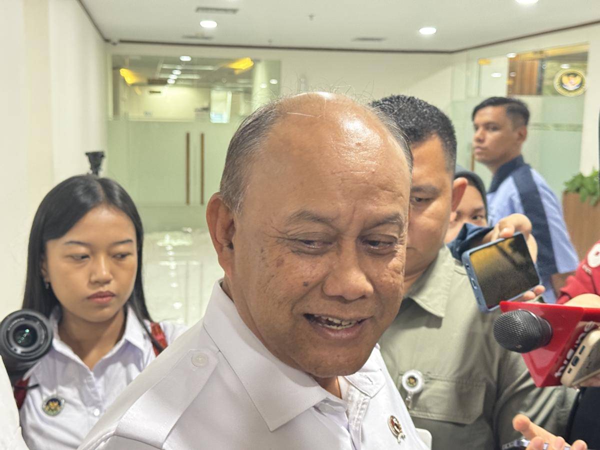 Kepala Badan Gizi Nasional (BGN), Dadan Hindayana. (IDN Times/Vadhia Lidyana)