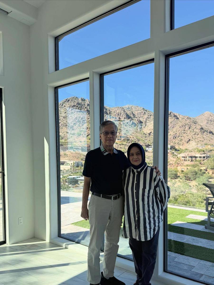 Ayah Farah Quinn Jalani Operasi Jantung di Amerika (instagram.com/farahquinnofficial)