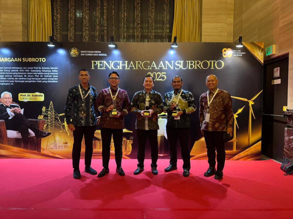 PT Berau Coal memborong tiga penghargaan bergengsi sekaligis di ajang Penghargaan Subroto 2025 digelar Kementerian Energi dan Sumber Daya Mineral (ESDM).