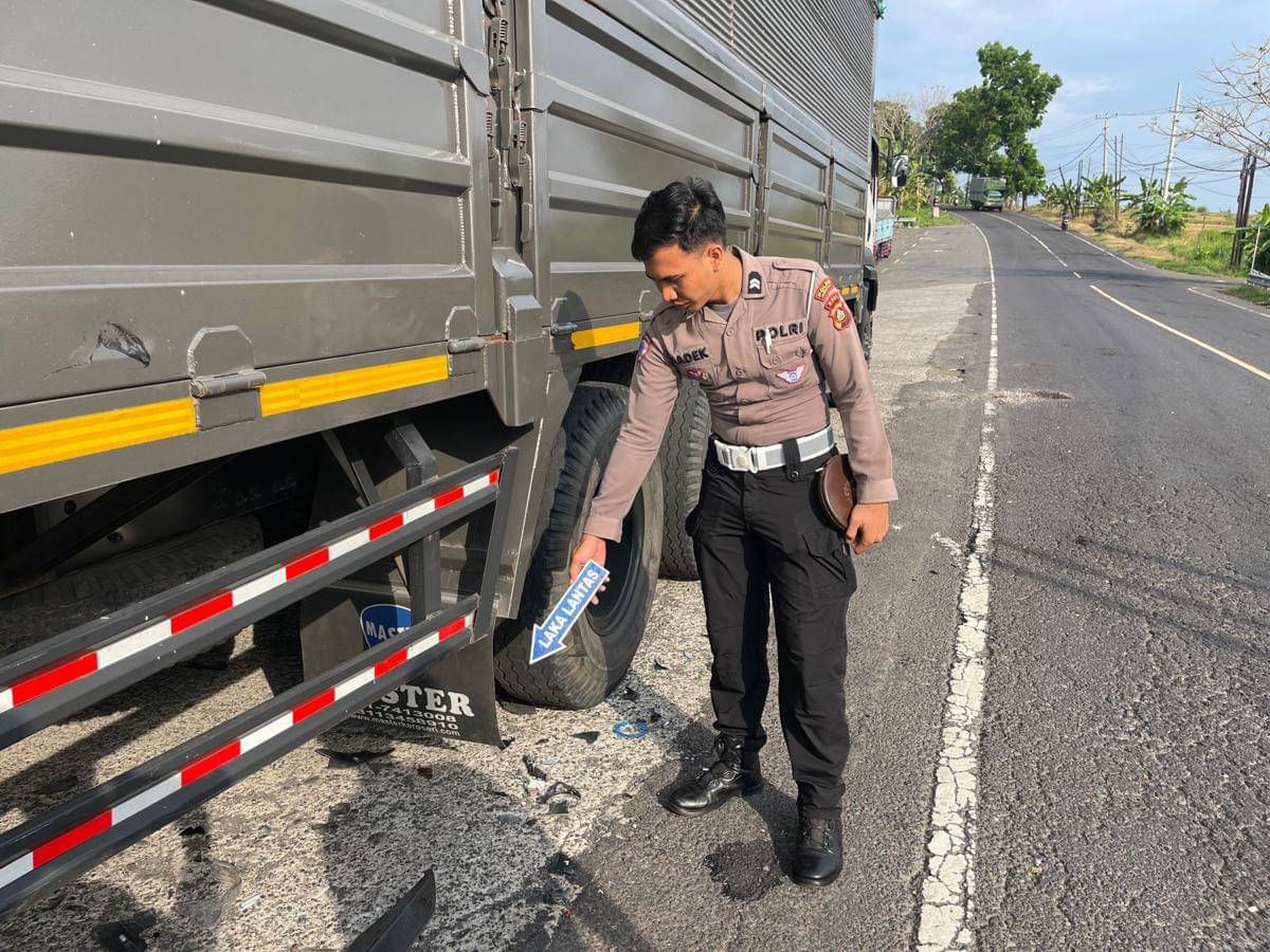 Tabrak Truk Parkir di Jembrana, PNS Tabanan Meninggal di Tempat
