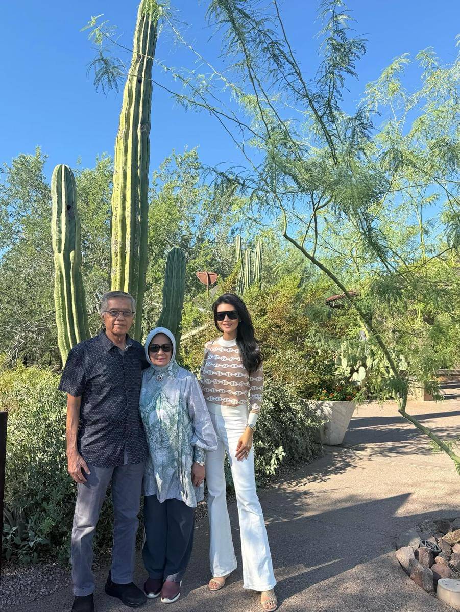 Ayah Farah Quinn Jalani Operasi Jantung di Amerika (instagram.com/farahquinnofficial)