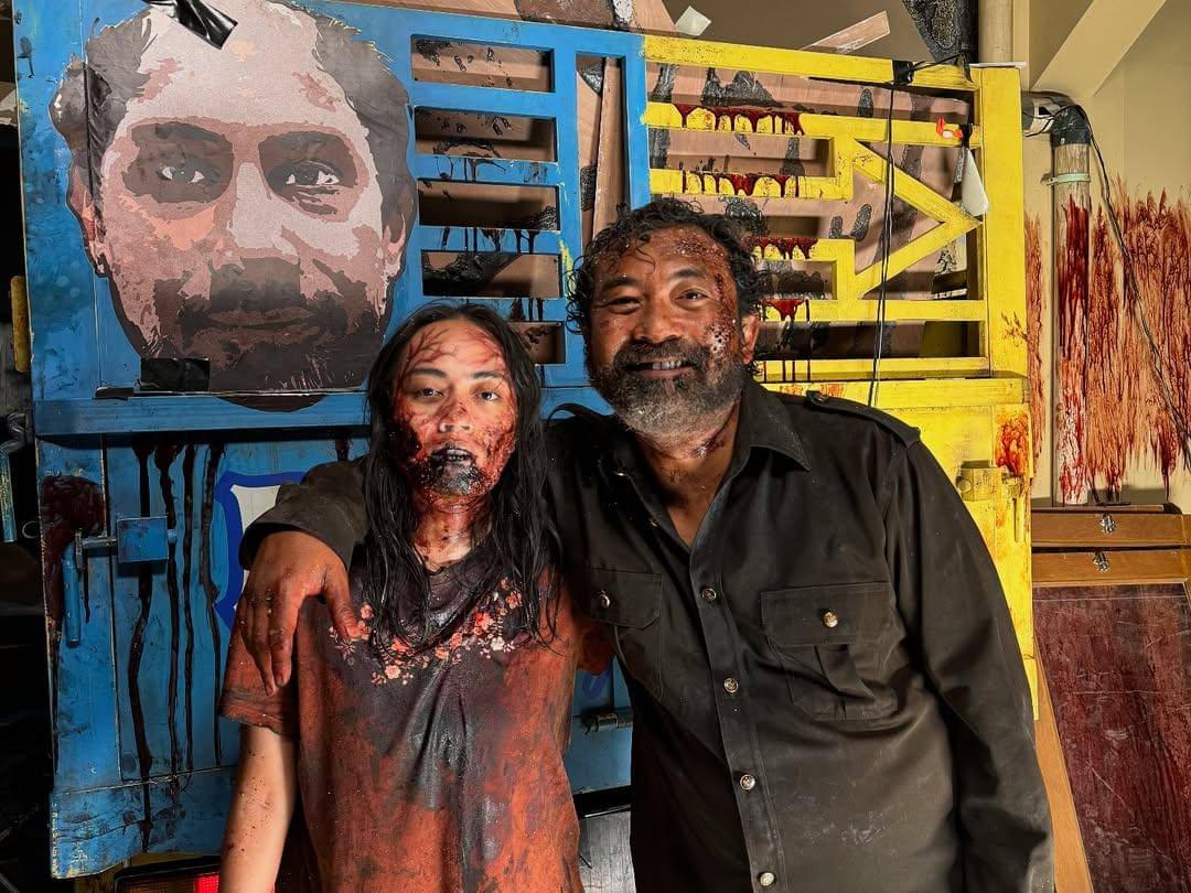 Potret di balik layar para zombie Abadi Nan Jaya