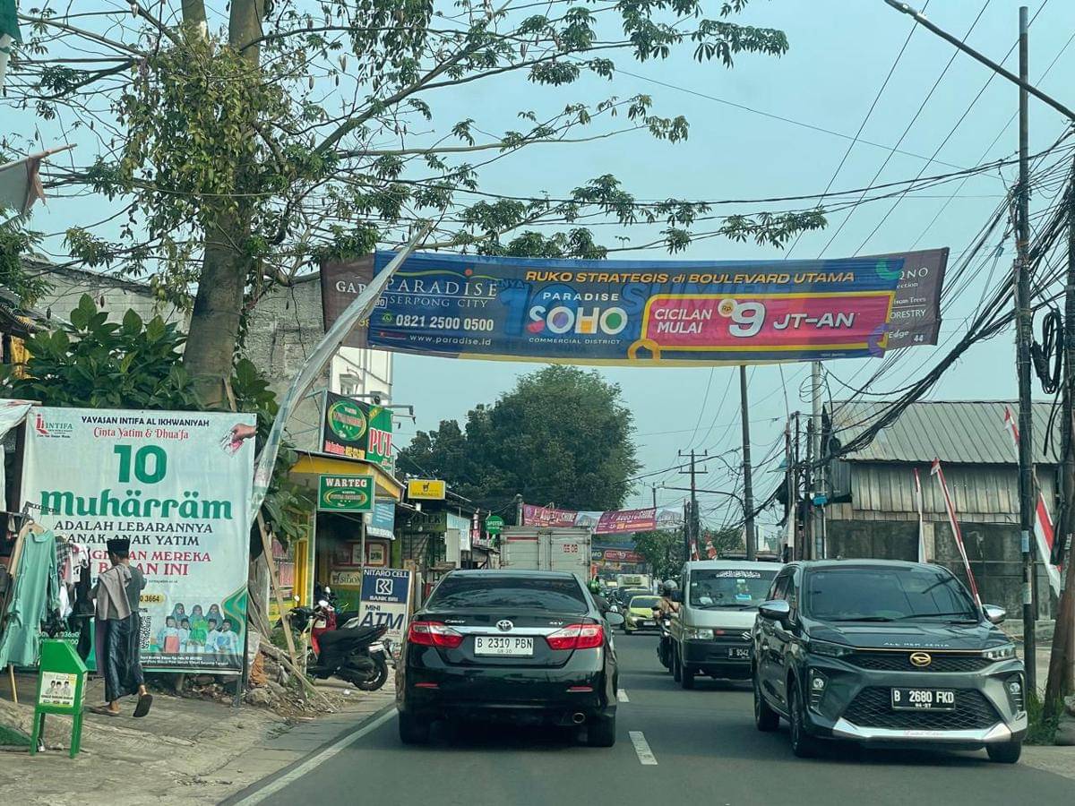 Reklame liar di Tangsel menjamur