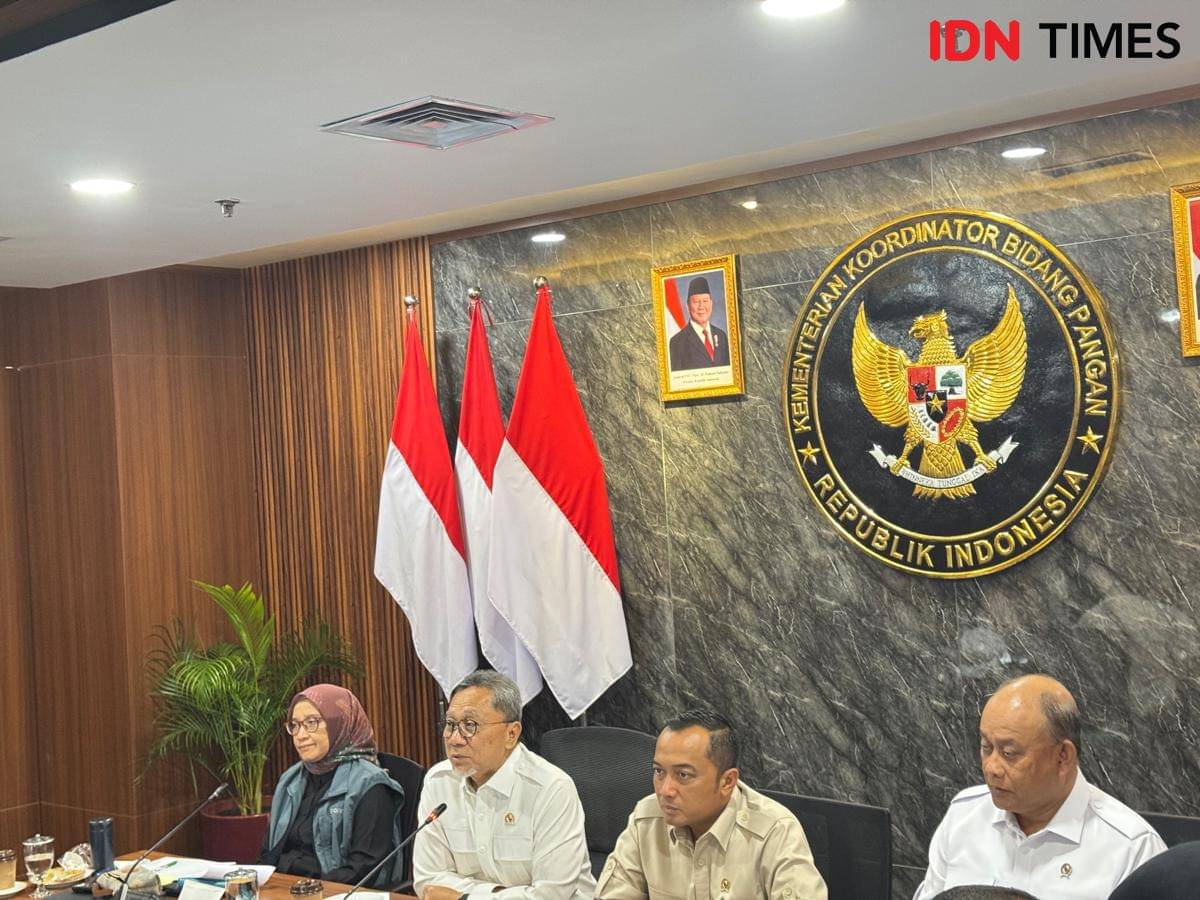 Presiden Prabowo Subianto membentuk Tim Koordinasi Penyelenggaraan Program Makan Bergizi Gratis (MBG) untuk mengawasi pelaksanaan MBG. (IDN Times/Vadhia Lidyana)