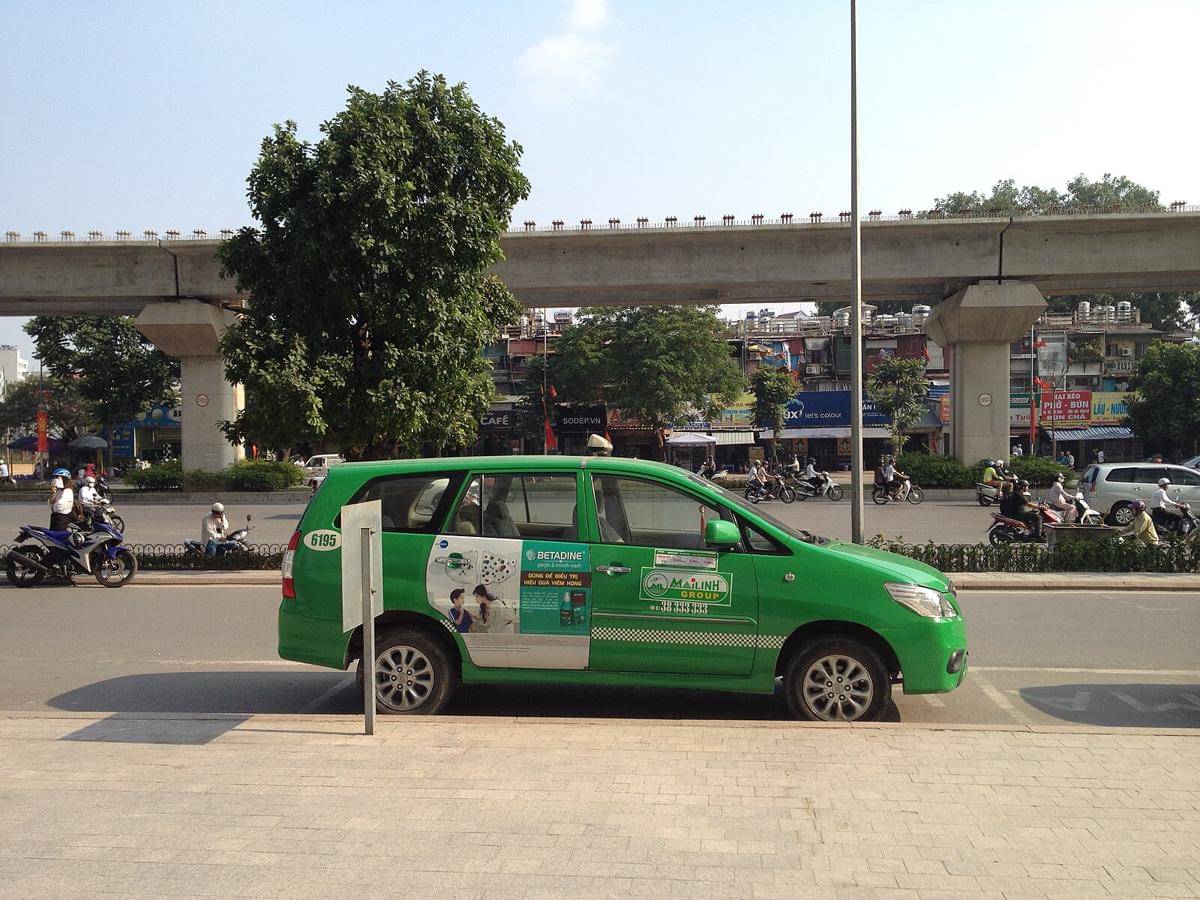 potret taxi in Hanoi