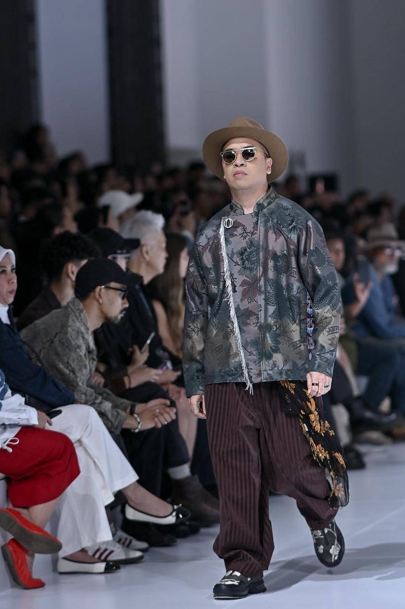 Koleksi Othman di Jakarta Fashion Week 2026