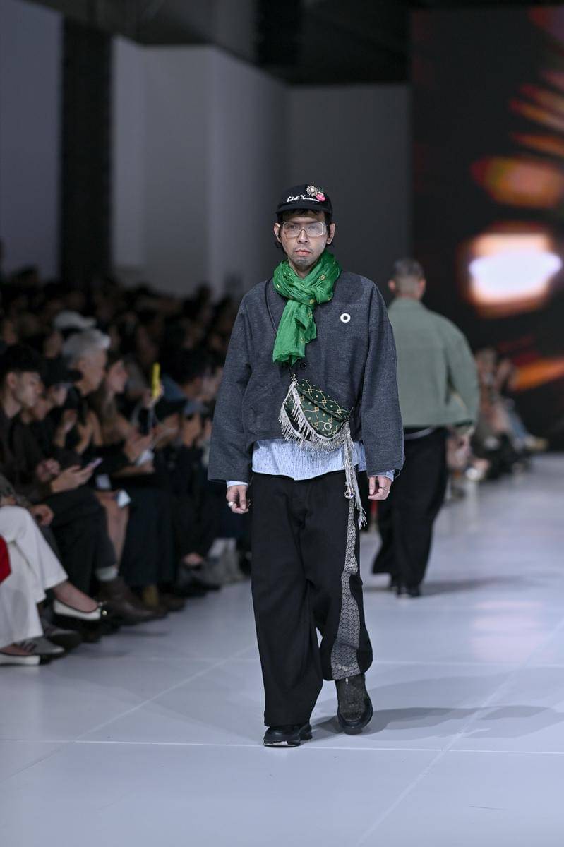 Koleksi Othman di Jakarta Fashion Week 2026