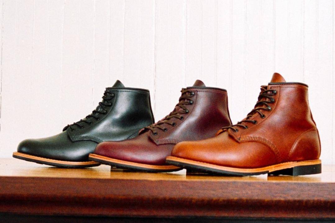 ilustrasi sepatu Red Wing asli