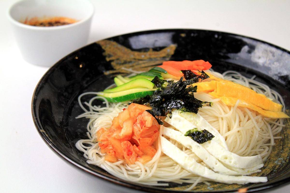 janchi guksu di Korea sebagai simbol kebahagiaan dan umur panjang