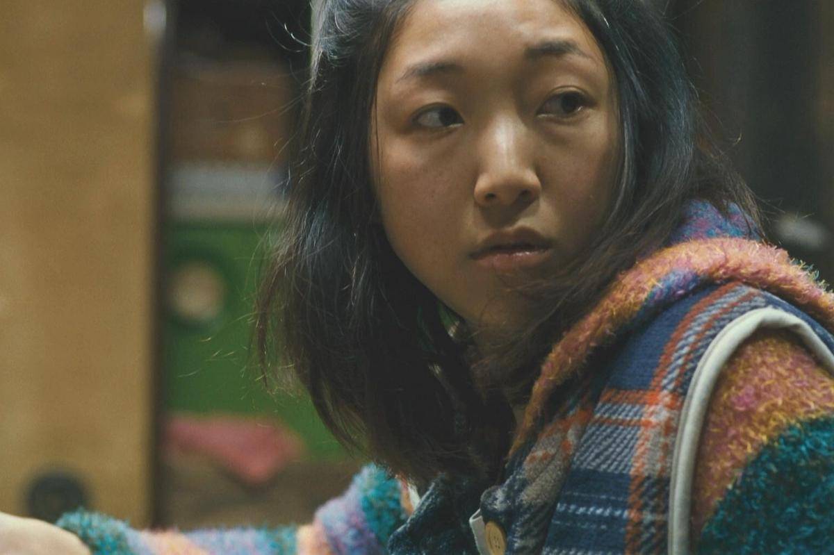 Sakura Ando dalam film Shoplifters.
