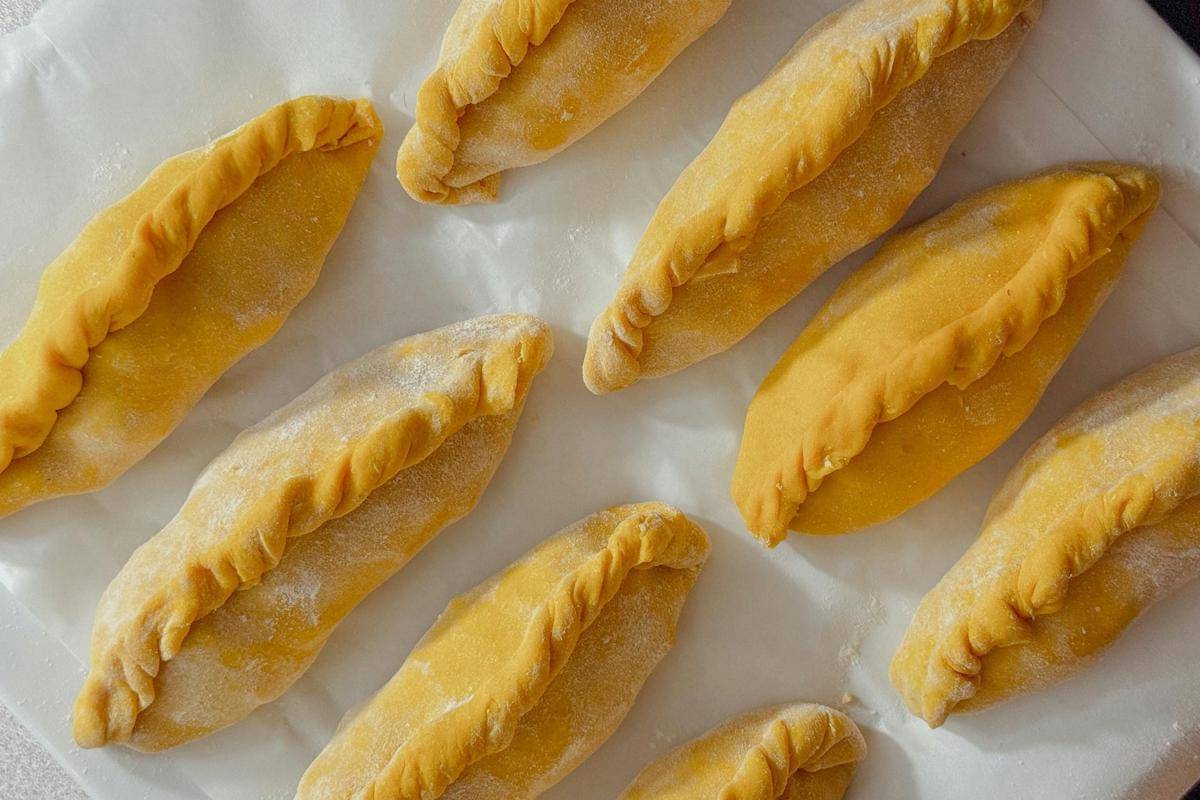 ilustrasi cireng isi