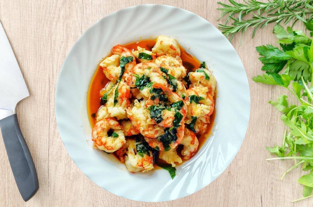 ilustrasi tumis udang