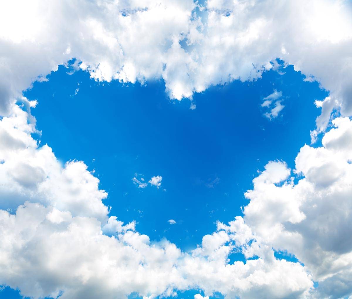 Arti Emoji Love Biru