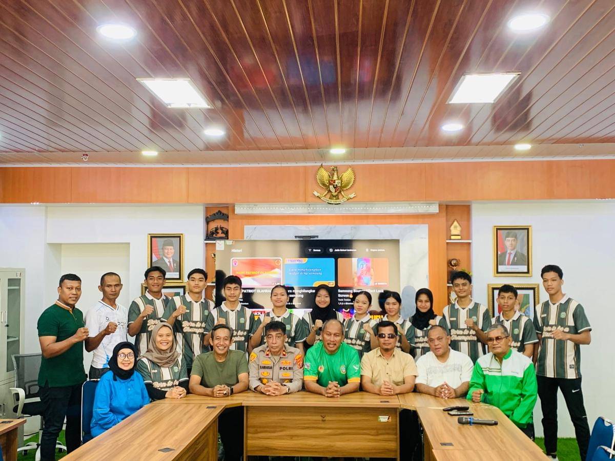 Skuat karate Sumut yang akan mengikuti Popnas 2025 (IDN Times/Doni Hermawan)