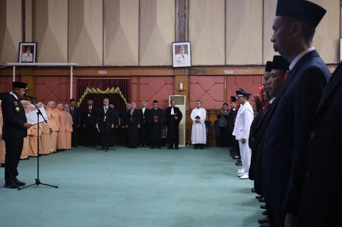 Wali Kota Bekasi, Tri Adhianto lantik 250 pejabat di lingkungan Pemerintah Kota Bekasi. (Dokumen Pemkot Bekasi)