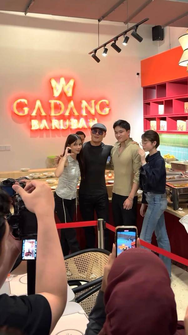 Sabrina Chairunnisa, Azka Corbuzier dan Nada Tarina Putri