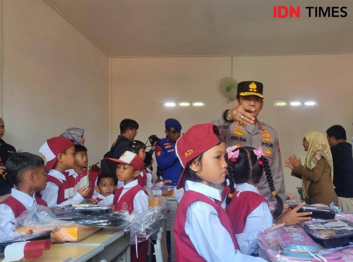 Peresmian renovasi sekolah SD Swakarya di wilayah Pesisir Banyuasin
