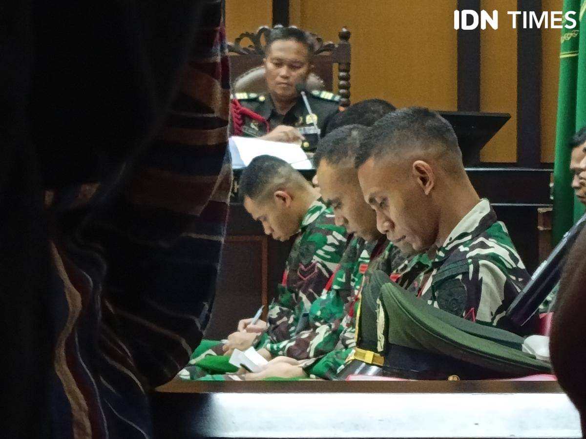 Proses persidangan Prada Lucky