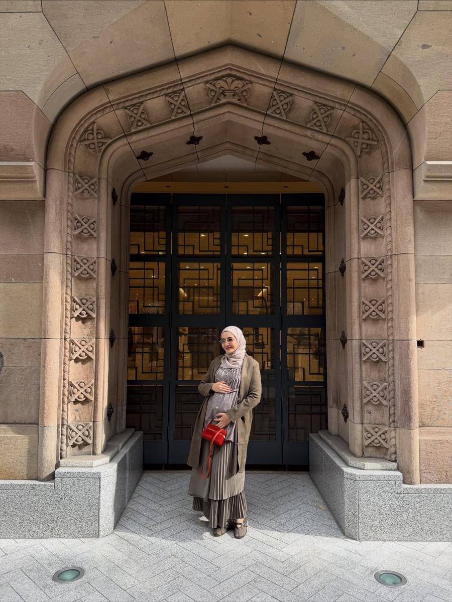 Zaskia Sungkar dan Irwansyah Babymoon ke Jepang (instagram.com/zaskiasungkar15)