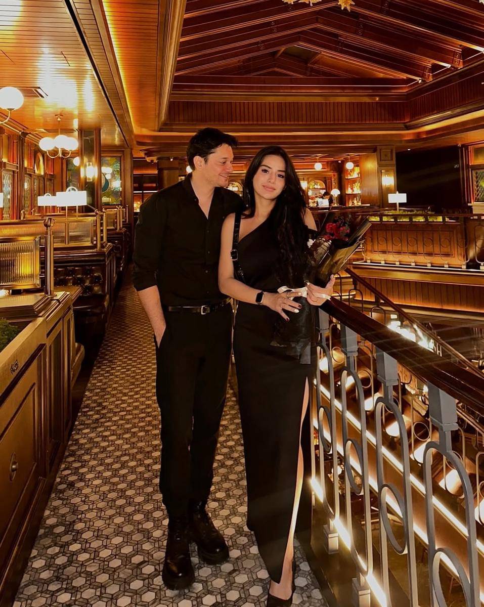 OOTD Trendi ala Violentina Kaif, Istri Andrew Andhika