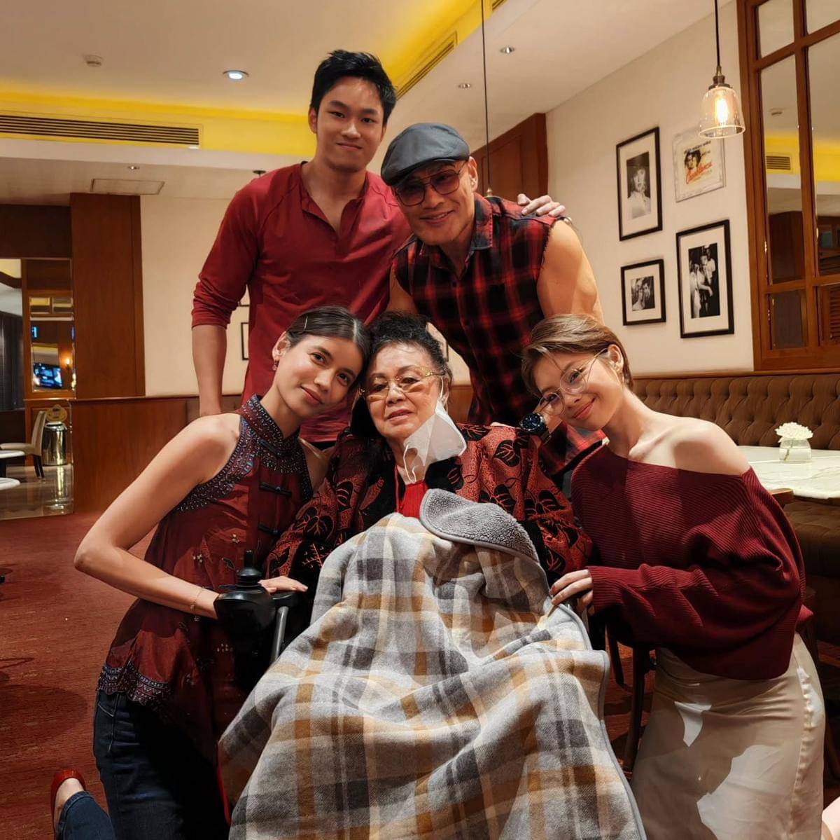 Sabrina Chairunnisa, Azka Corbuzier dan Nada Tarina Putri