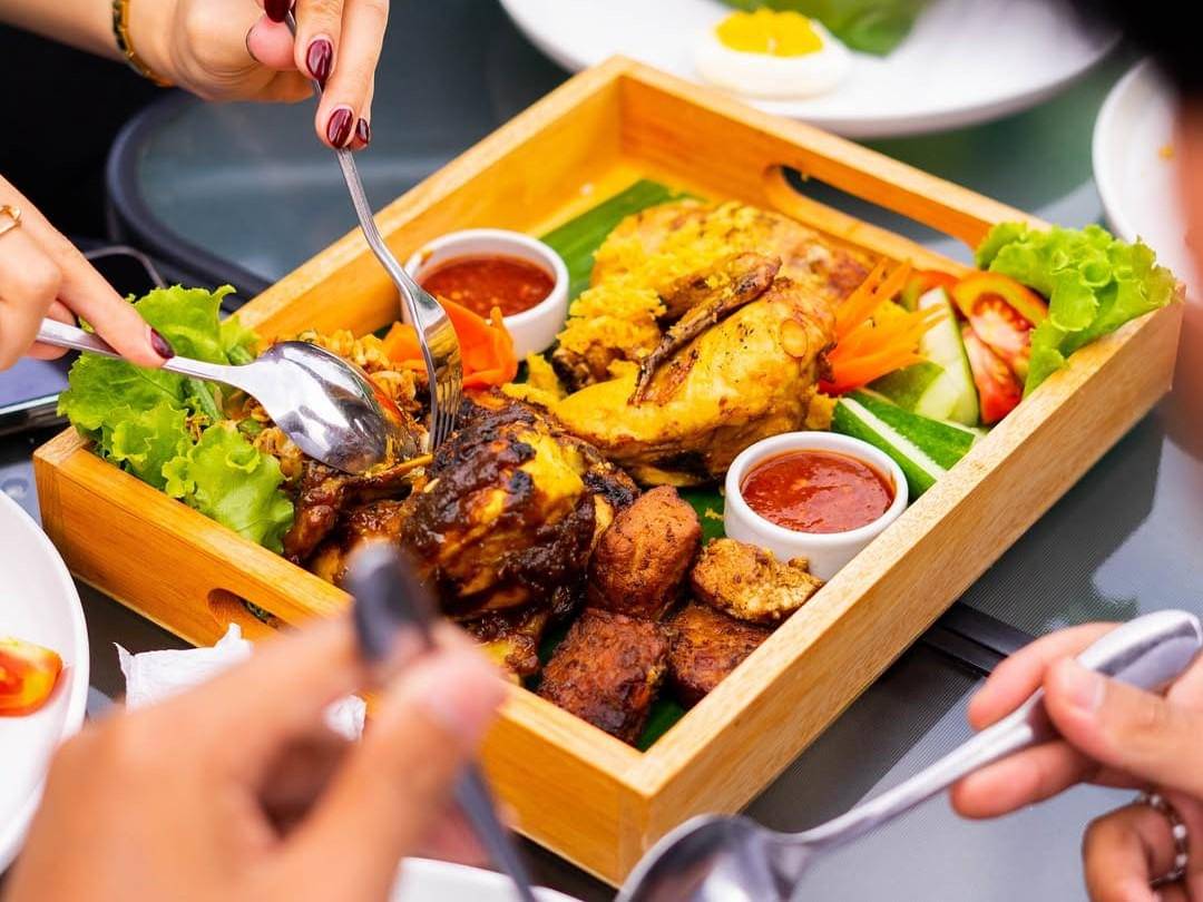 Schmied Cafe Kota Metro