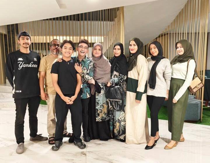 potret Ruben Onsu berangkat umrah yang kedua kali bareng Ma Ipa